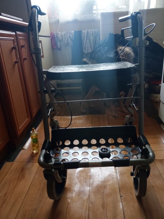 Sprzedam chodak dla niepełnosprawnych