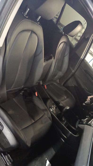 Conjunto de bancos BMW X1 (F48)