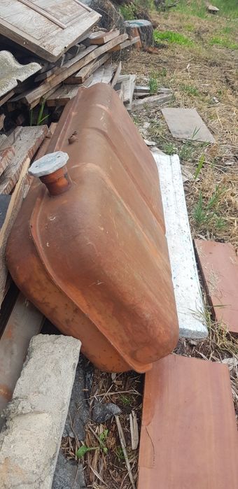 Продам бак в нормальному стані