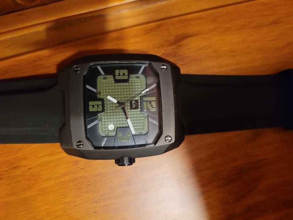 Zegarek QS-2 CAIUS Quiksilver Nowy Pasek i bateria.