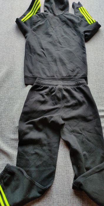 Спортивный костюм Adidas на 13-14 лет