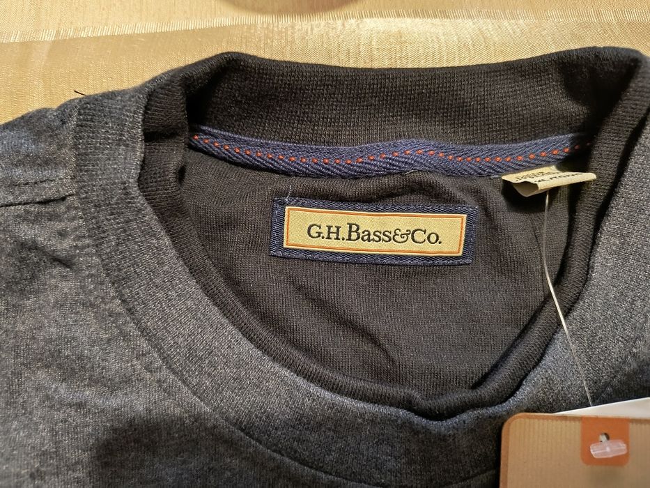 Bluza z długim rękawem .