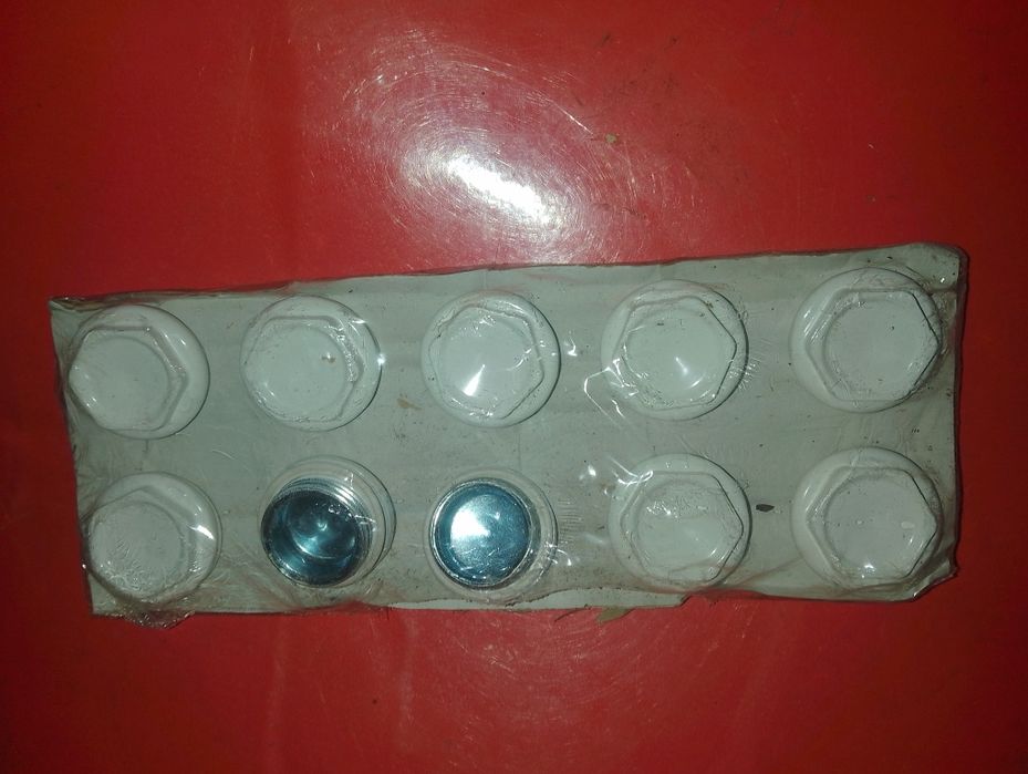 Футурки для радиаторов.(Набор)