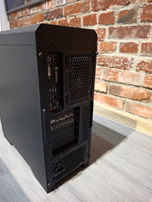 Komputer gamingowy Ryzen 5 2600 / Gtx 1660 6 GB / 16 GB RAM / SSD