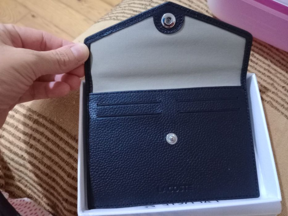 Porta documentos Lacoste