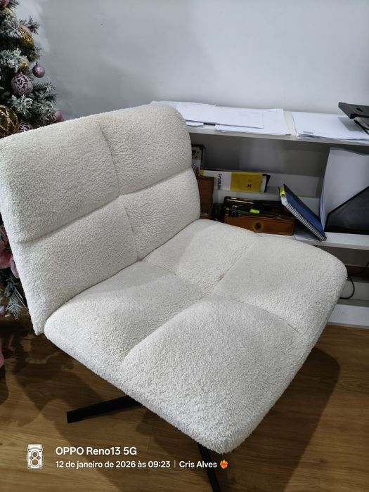 Secretaria branca em L e cadeira super confortável em boucle