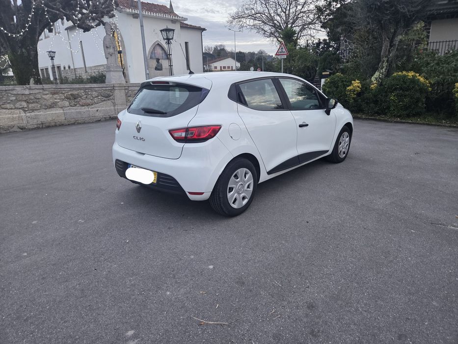 Renault clio dci Iva dedutivel