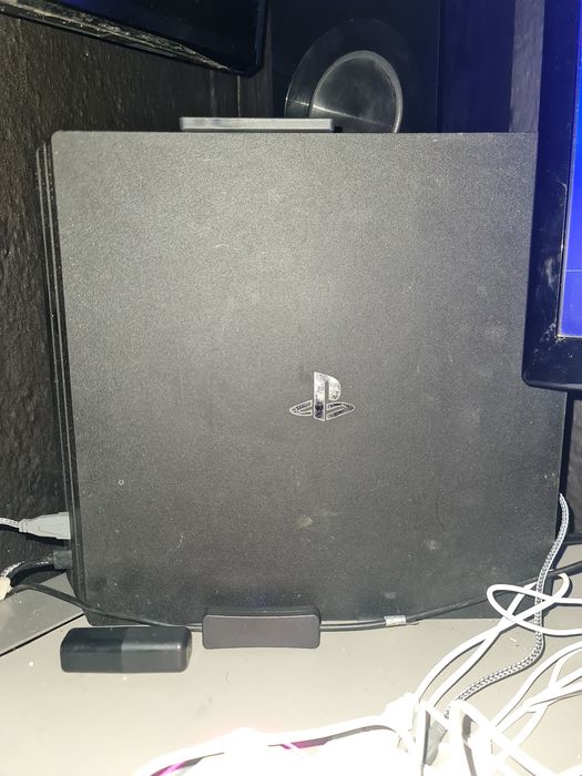Vendo conjunto ps4/ PC / monitores