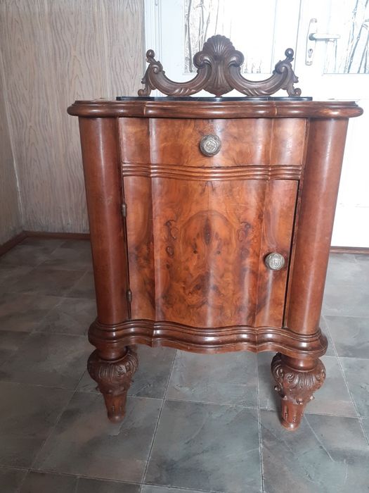 Журнальний стіл барокко