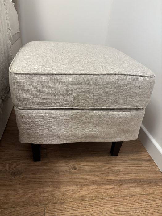Podnózek , pufa  ikea