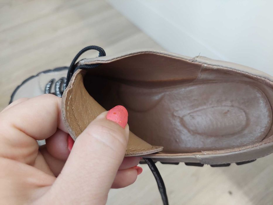 Туфлі шкіряні для дівчинки 36р