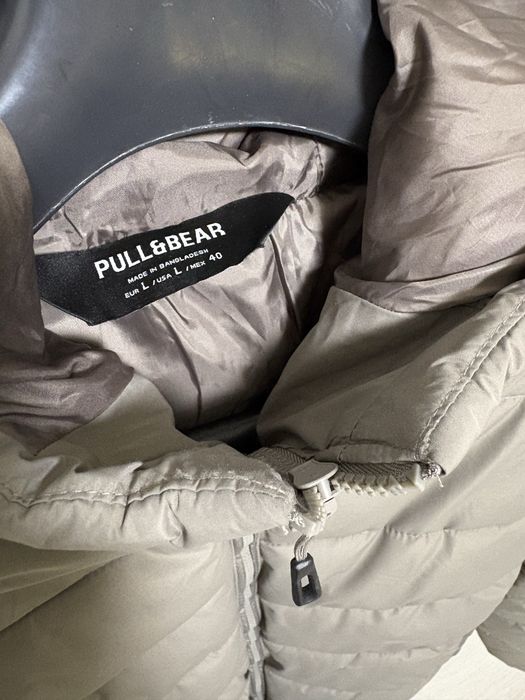 Демизизонная куртка от фирмы Pull&Bear размер L Идеал