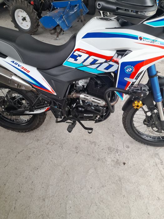 Продам мотоцикл Хенсім АДВ300