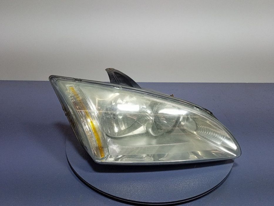 FORD FOCUS MK2 REFLEKTOR PRAWY LAMPA EU 4M51-13W029-AF