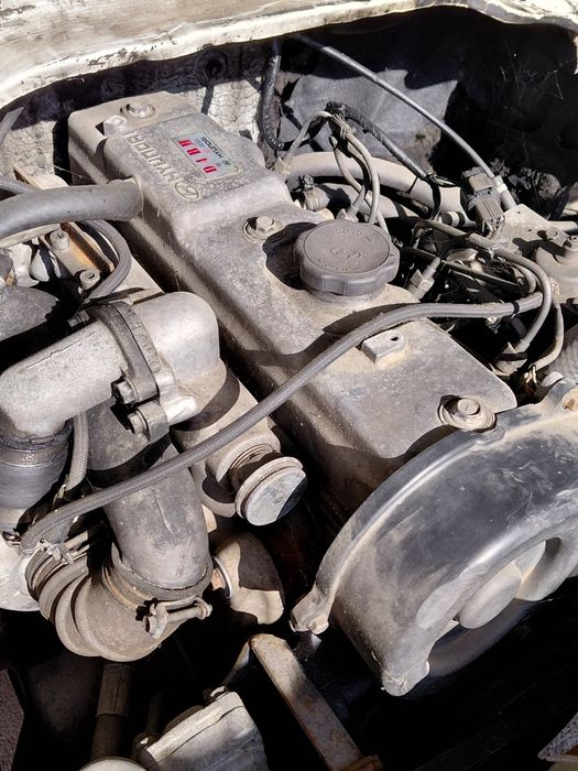 Motor Mitsubishi L300