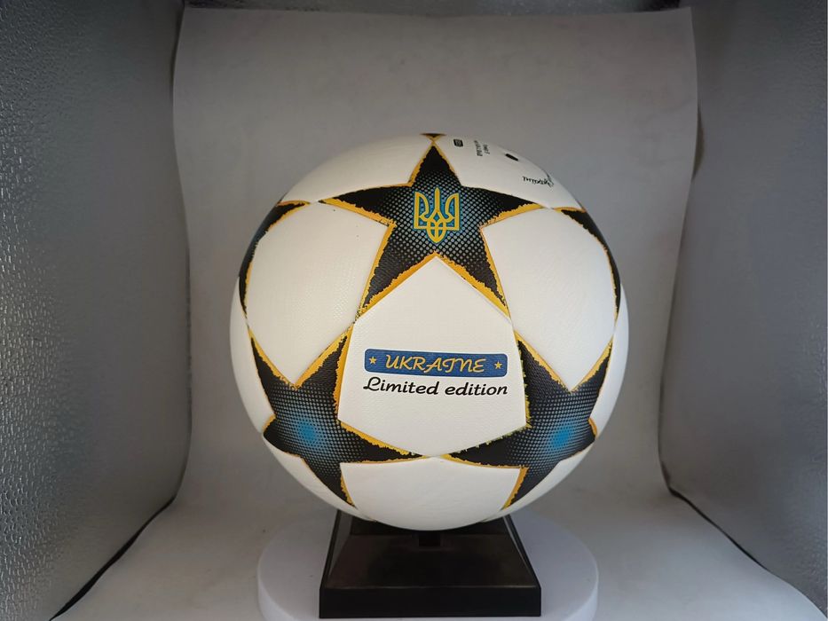 Мяч Футбольний розмір 5 термошов Україна лімітована серія