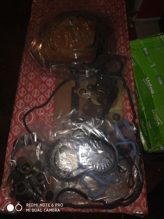 Комплект прокладок двигателя Ford Transit 122.121