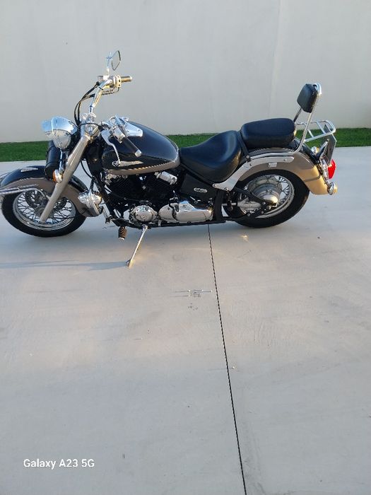Vendo uma yamaha XVS 650 A