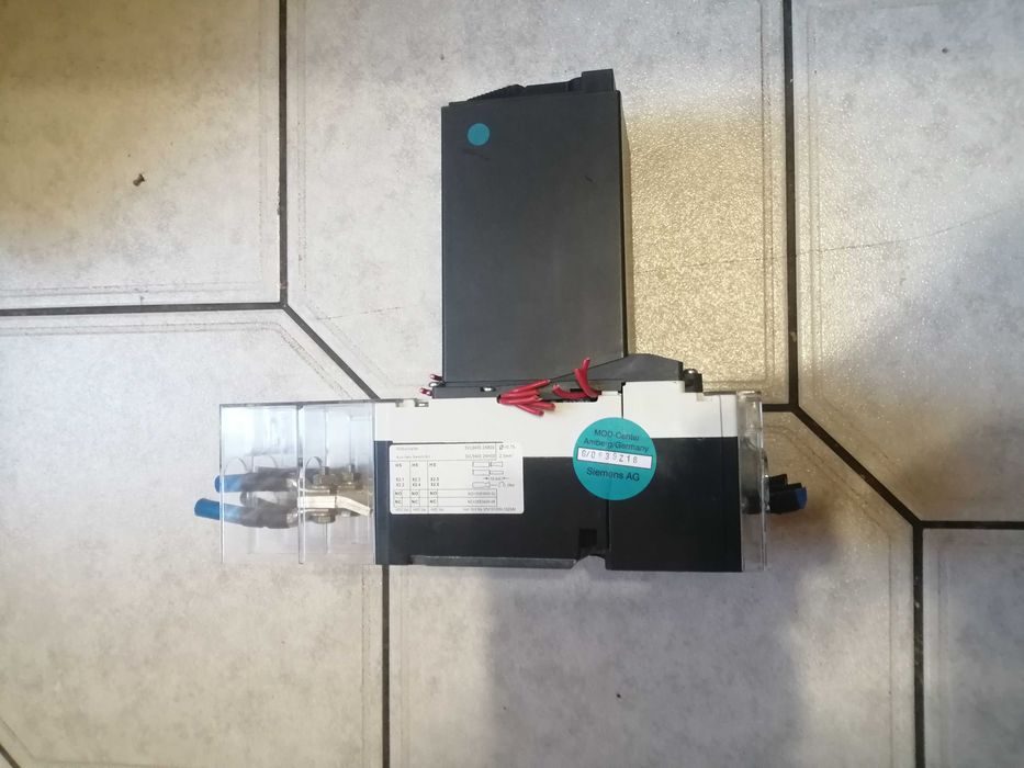 автоматичний вимикач Siemens 3VL9300-3MQ00 FR 160ам. рубильник автомат