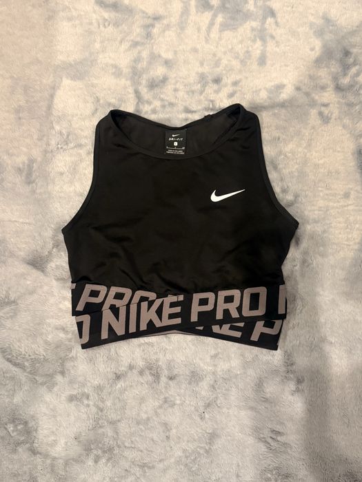 Топ спортивний Nike Pro