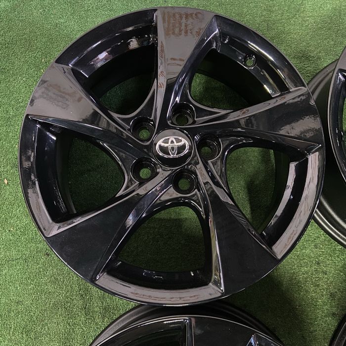 Оригінальні диски 5/114.3 r17 Toyota.