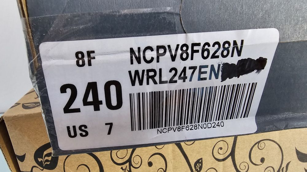 Buty nowe damskie sportowe New Balance rozmiar 37.5