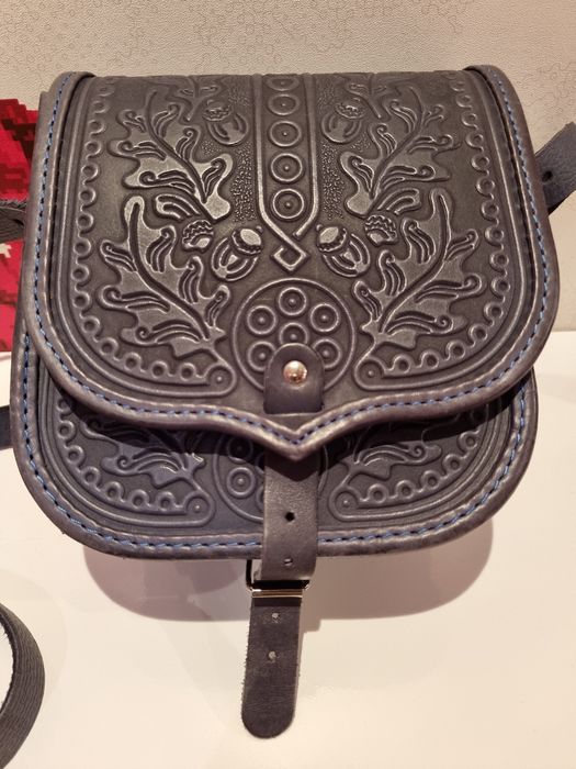 Продам сумку (кожа)
