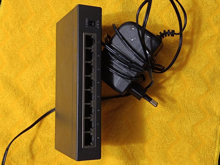 Switch Planet FSD-803 8 portów