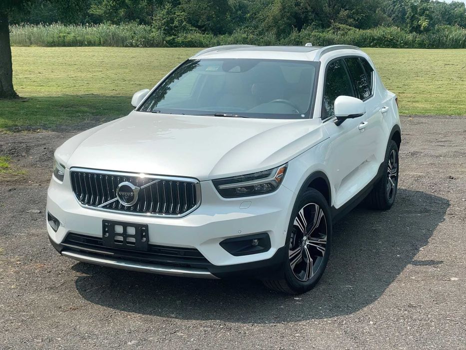 Volvo XC40      2020