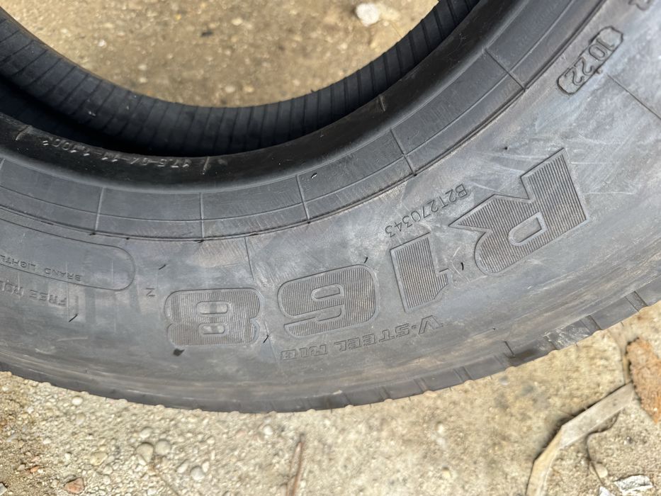Pneus 9,5 R17,5 Bridgestone/Michelin - NOVOS