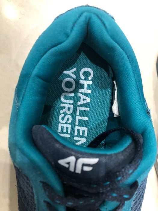 Nowe buty sportowe 4F