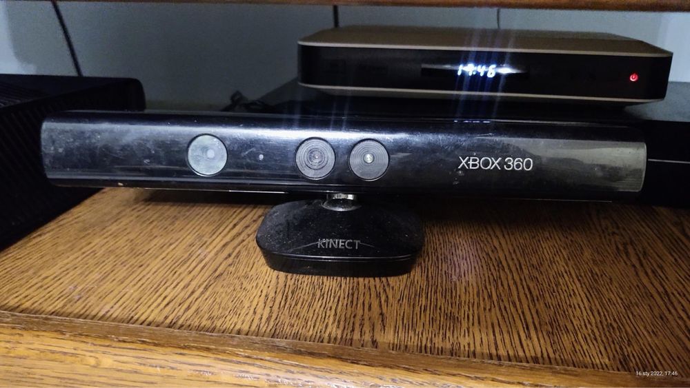Xbox 360 plus kinect