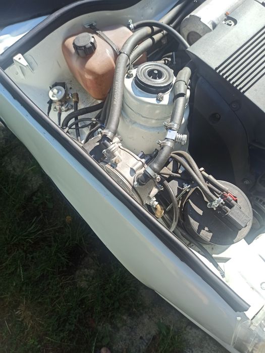 Автомобіль ЗАЗ Таврія на Газу