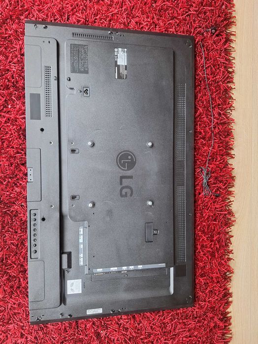 Monitor LG 43SE3B-B / 43" Class LED display / 1080p (Full HD) Ano 2016