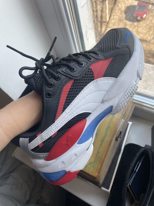 Кроссовки puma унисекс размер 36 ( подросток или женские )