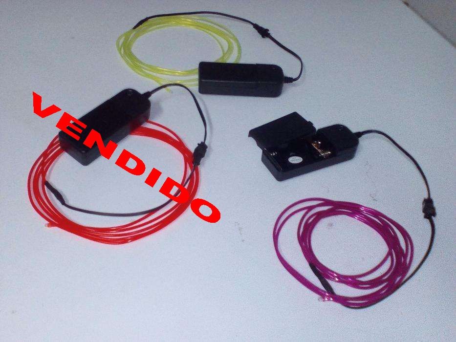 Violet and Green Neon Wire64584924571650122