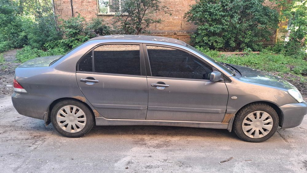 Автомоюбіль Ланцер 9    2007 року
