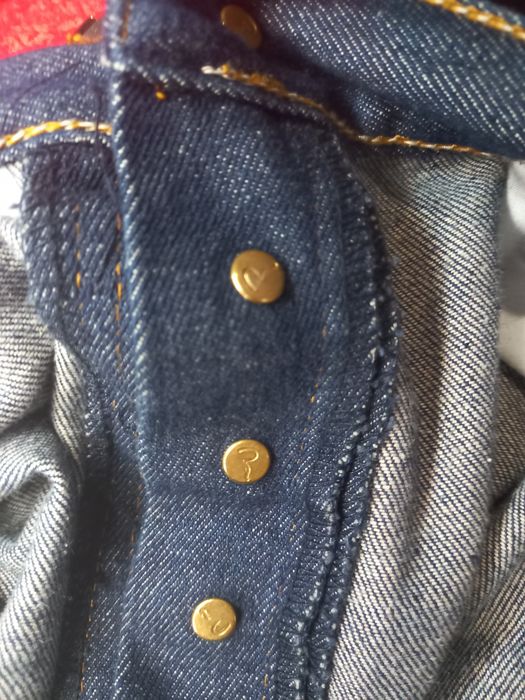 Джинсы Evisu з ремнем барбери в комплекте