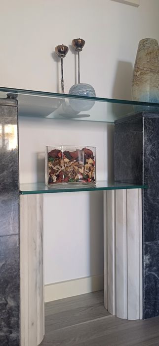 Mesa de TV de mármore