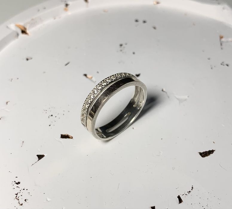 Złoty srebrny pierścionek