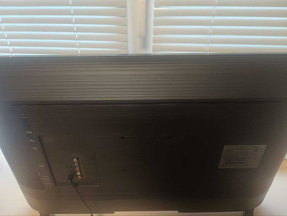 Телевизор-монитор  32" Samsung Full HD