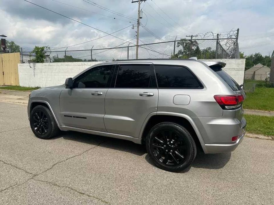 2017 Jeep Grand Cherokee ALTITUD