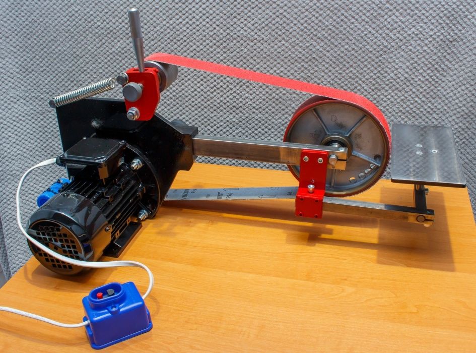 Гриндер 50×1200/1500 мм. Стрічково-шліфувальний станок.