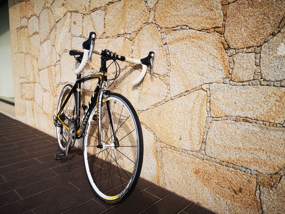 Bicicleta Scott CR1 Comp Carbon | Shimano 105 | Tamanho M