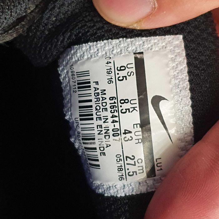nike кросівки оригінал кожа шкіра 27,5 см