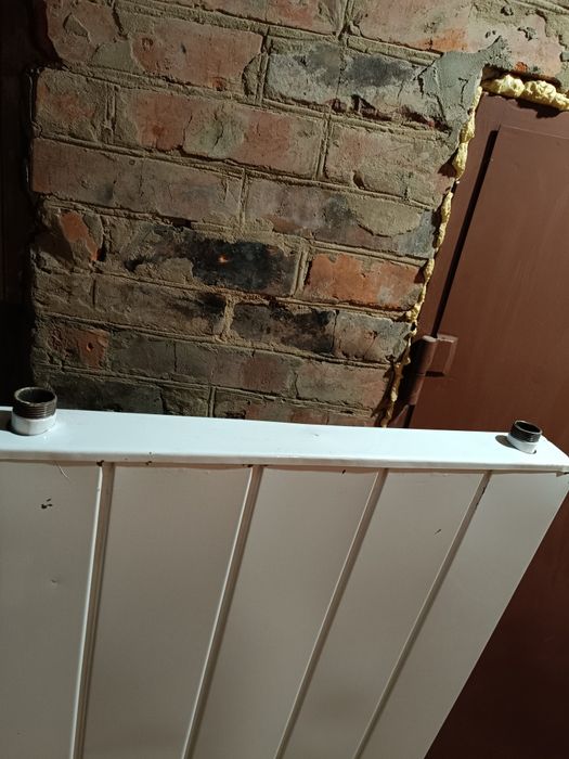 Стальной радиатор отопления.