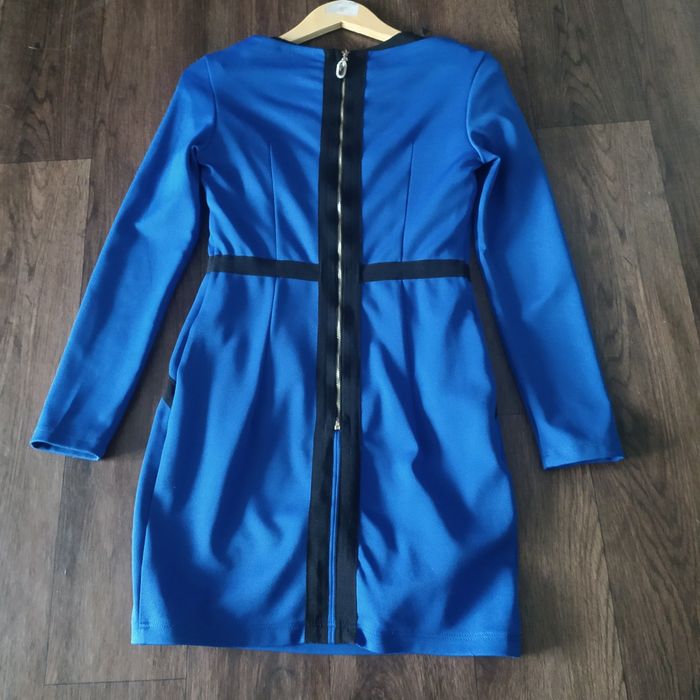 Продам жіночу сукню