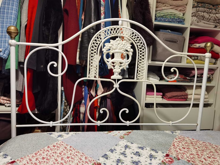 Cama de ferro antiga 120x200