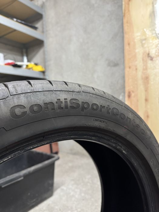 Continental 245/45/19r.
