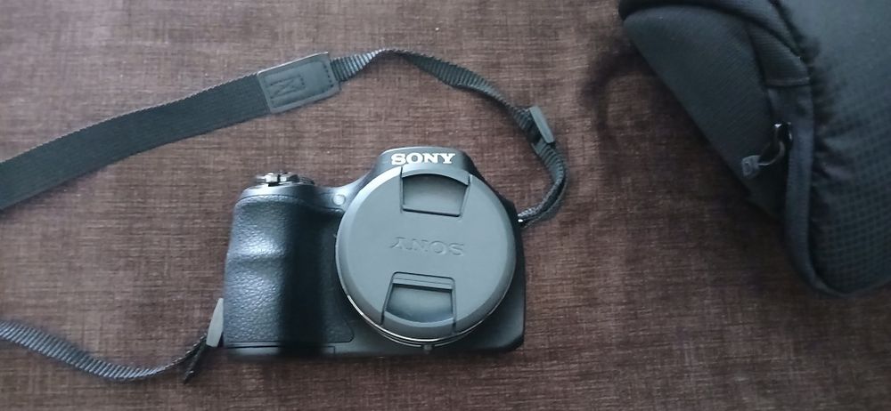 Maquina Fotográfica Sony Dsc-H300 + Bolsa viagem